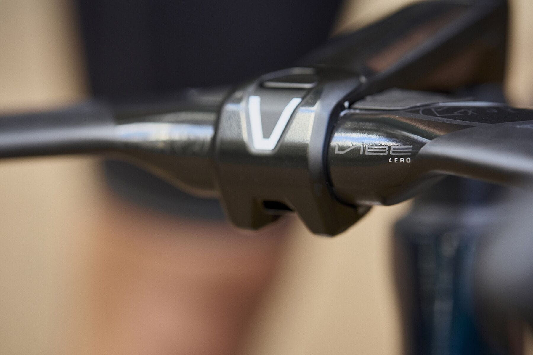 PRO VIBE Aero Stem, Alloy -17° | Stems | Freewheel