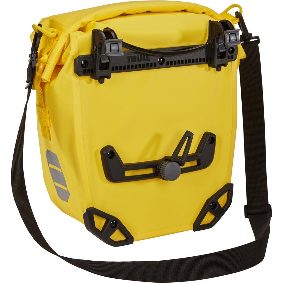 Thule Shield Panniers | Pannier Racks & Bags | Freewheel
