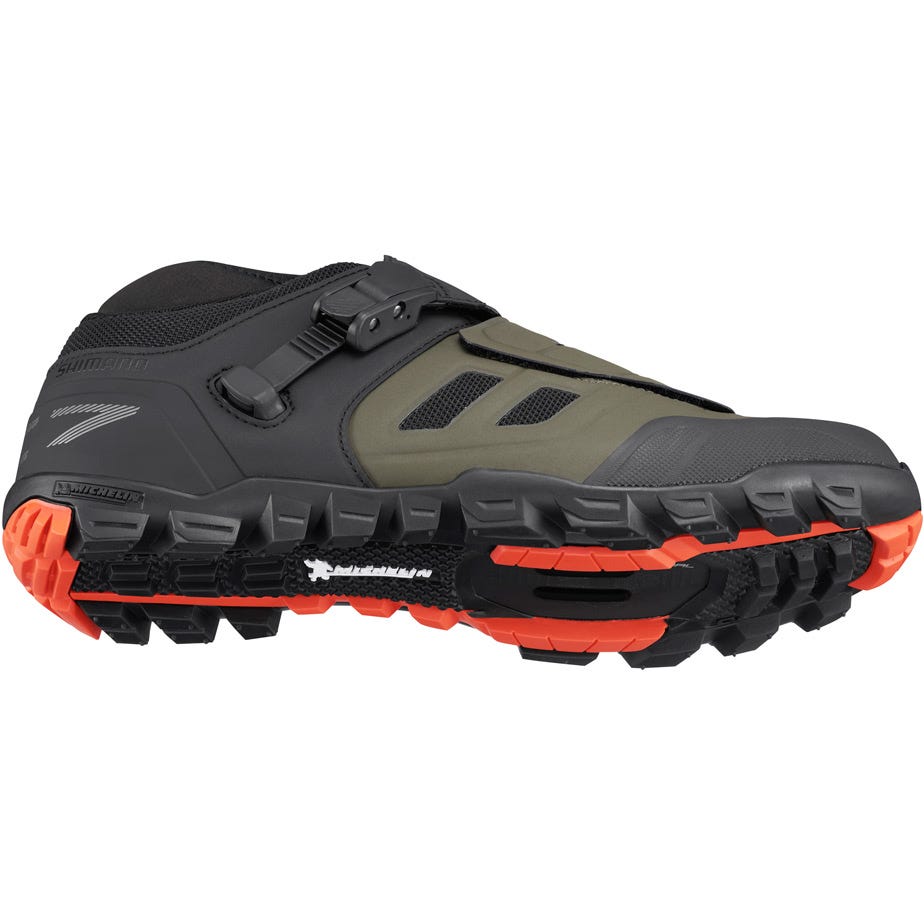 Me7 shoes top