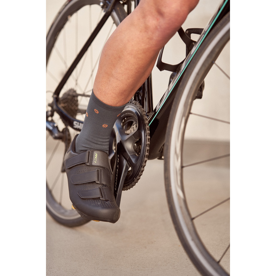Shimano RC1 (RC100) Shoes | Road Shoes 