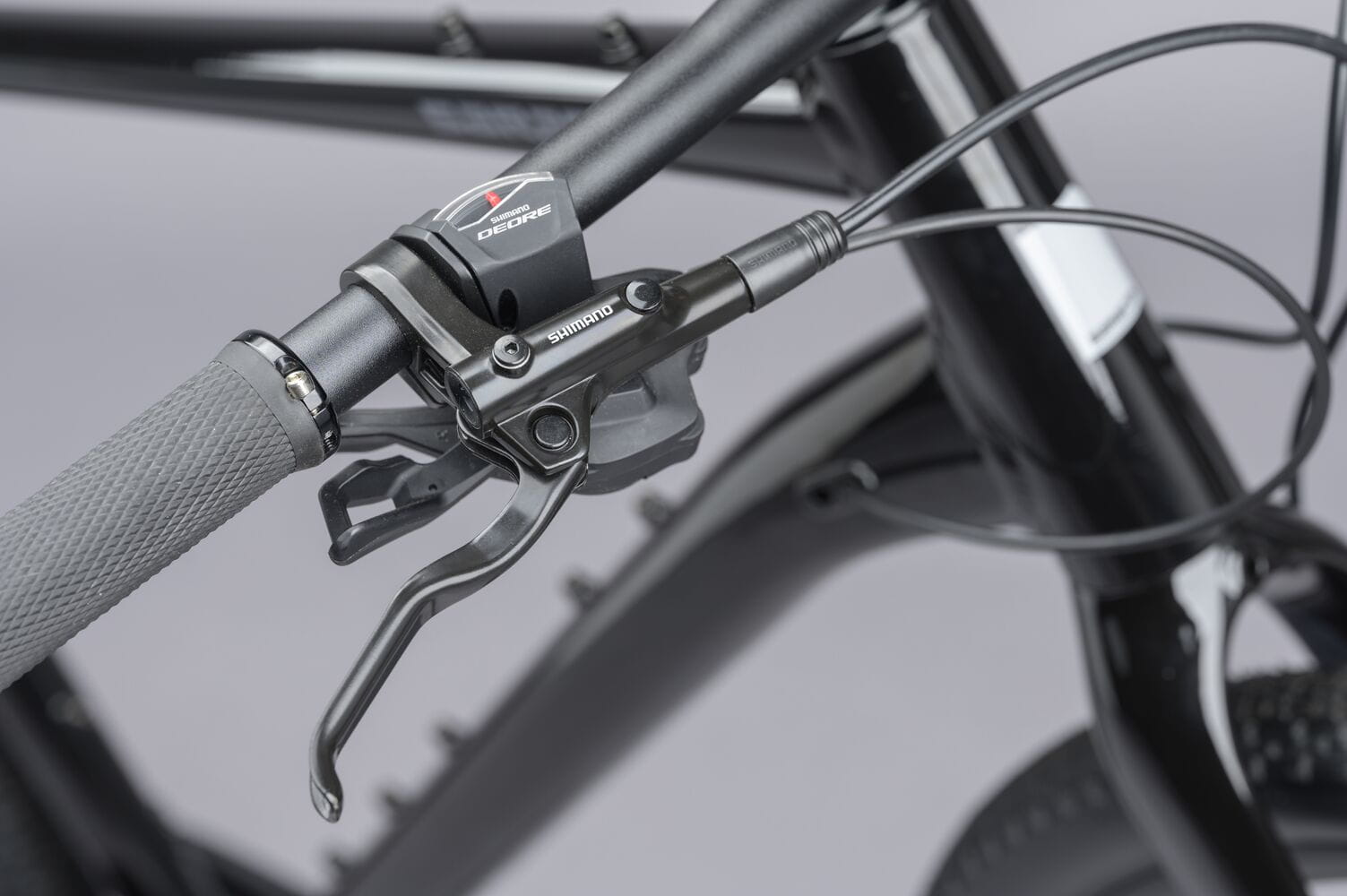 Saracen Levarg FB Gravel Bikes Freewheel