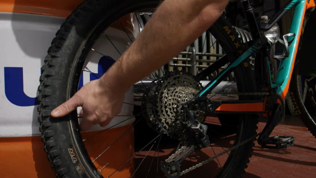 How to service your MTB regularly with Shimano