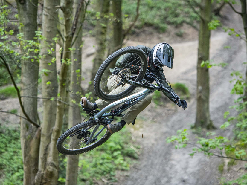 Jono Jones x Saracen Ariel 80 Pro